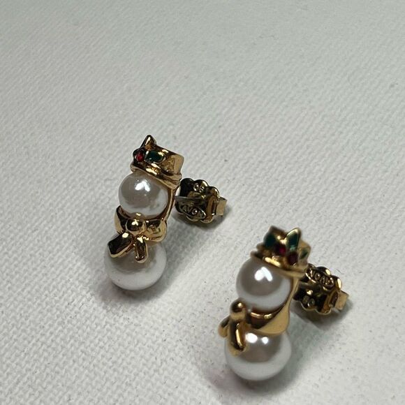 Vintage Avon Gold-Tone And Faux Pearl Snowman Stud Earrings - Picture 3 of 7